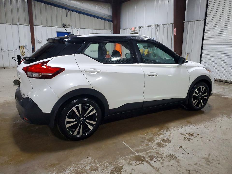Auction sale of the 2019 Nissan Kicks, vin: 3N1CP5CU0KL523578, lot number: 69563716
