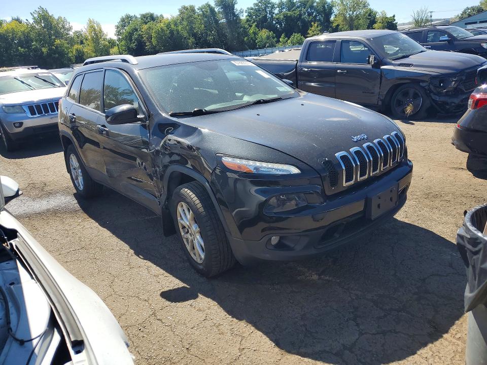 2015 Jeep Cherokee მანქანა იყიდება აუქციონზე, vin: 1C4PJMCS3FW777052, აუქციონის ნომერი: 67885516