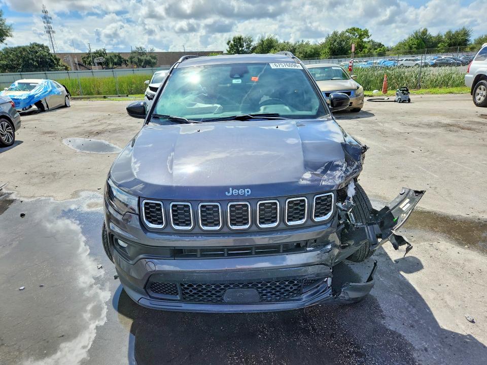 67576096 :رقم المزاد ، 3C4NJDFN4RT158239 vin ، 2024 Jeep Compass مزاد بيع