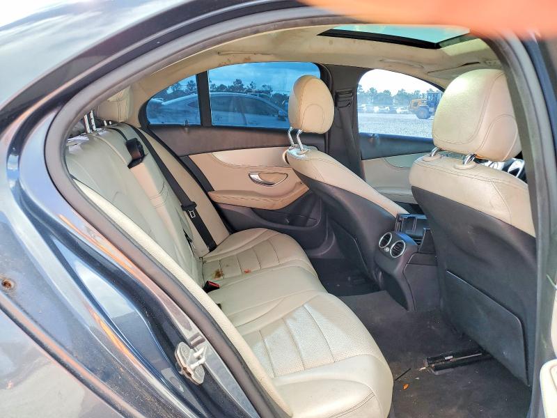 Продажа на аукционе авто 2016 Mercedes-benz C, vin: 55SWF4KB0GU104481, номер лота: 70222126