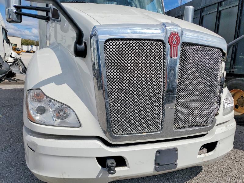 Продажа на аукционе авто 2021 Kenworth Construction, vin: 1XKYDP9X2MJ439415, номер лота: 70295666