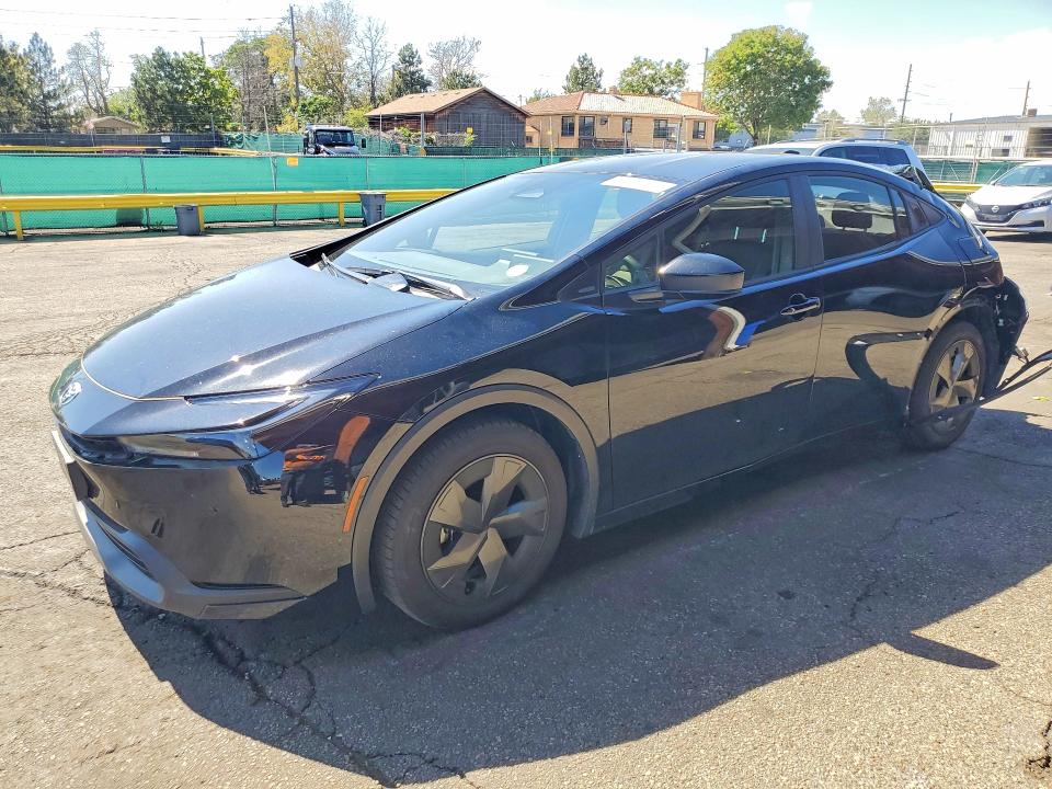 2026 Toyota Prius მანქანა იყიდება აუქციონზე, vin: JTDACAAUXT3065136, აუქციონის ნომერი: 69587466