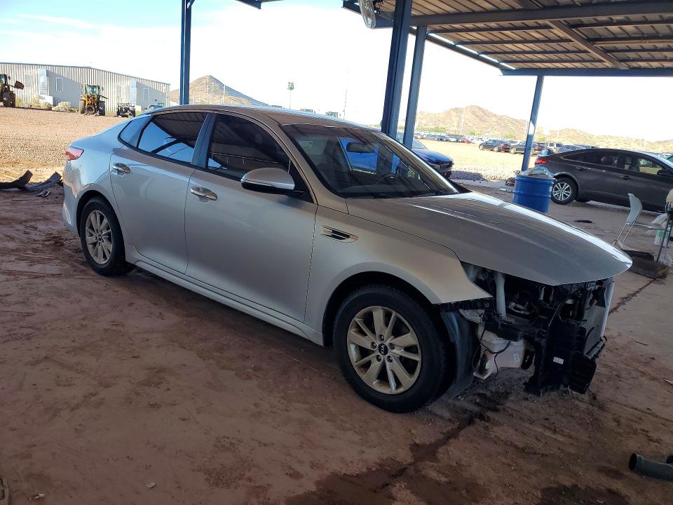 2016 Kia Optima მანქანა იყიდება აუქციონზე, vin: 5XXGT4L3XGG006464, აუქციონის ნომერი: 68695386