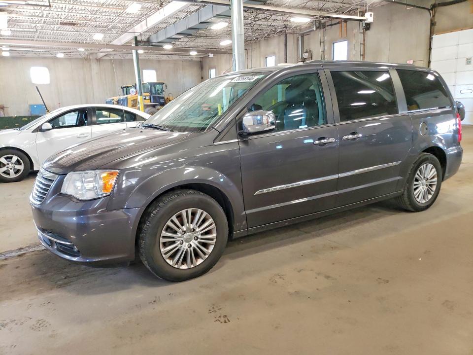70258146 :رقم المزاد ، 2C4RC1CG2FR589872 vin ، 2015 Chrysler Town & Country مزاد بيع