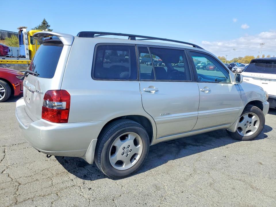 2006 Toyota Highlander მანქანა იყიდება აუქციონზე, vin: JTEEP21A660180738, აუქციონის ნომერი: 69562126