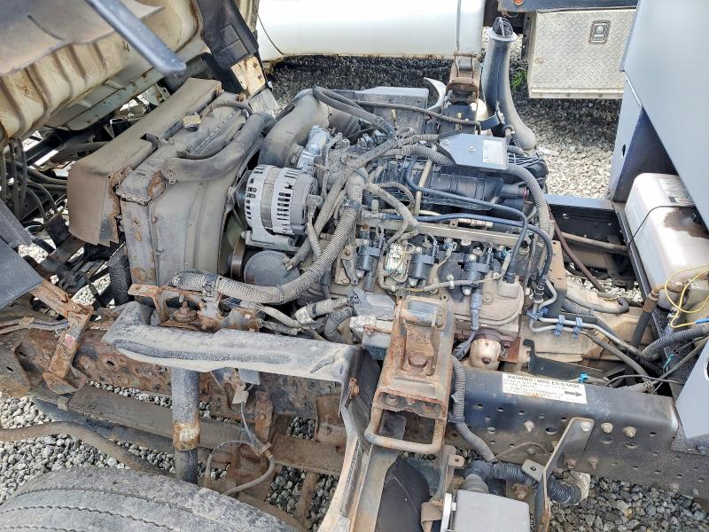68673106 :رقم المزاد ، 54DC4W1B6HS808224 vin ، 2017 Isuzu Npr Hd مزاد بيع