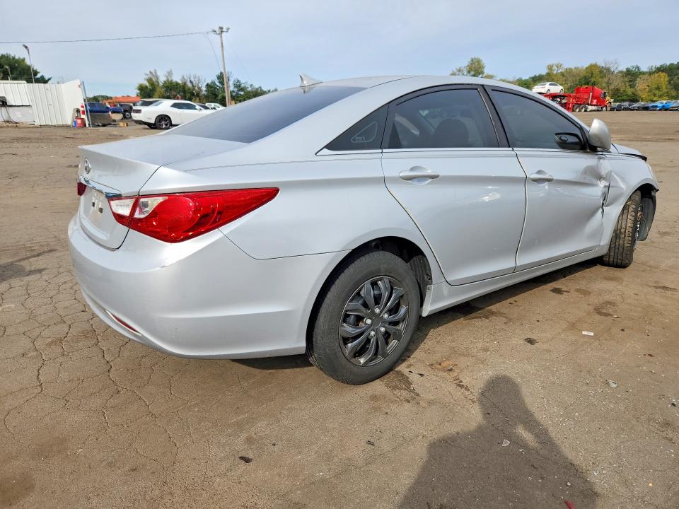 69913816 :رقم المزاد ، 5NPEB4AC5BH269178 vin ، 2011 Hyundai Sonata مزاد بيع