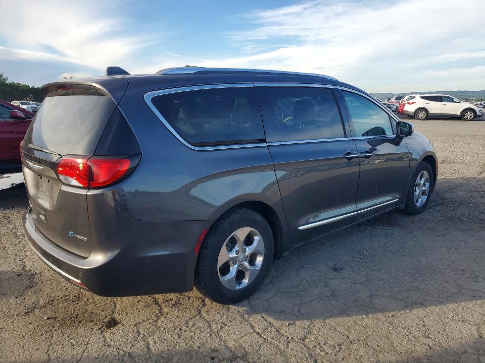 Продажа на аукционе авто 2018 Chrysler Pacifica, vin: 2C4RC1N70JR230526, номер лота: 69965976