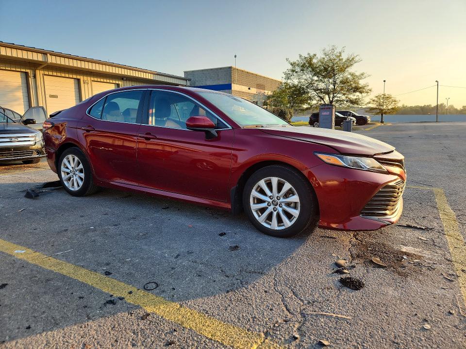 2020 Toyota Camry მანქანა იყიდება აუქციონზე, vin: 4T1C11AK0LU941862, აუქციონის ნომერი: 67675556