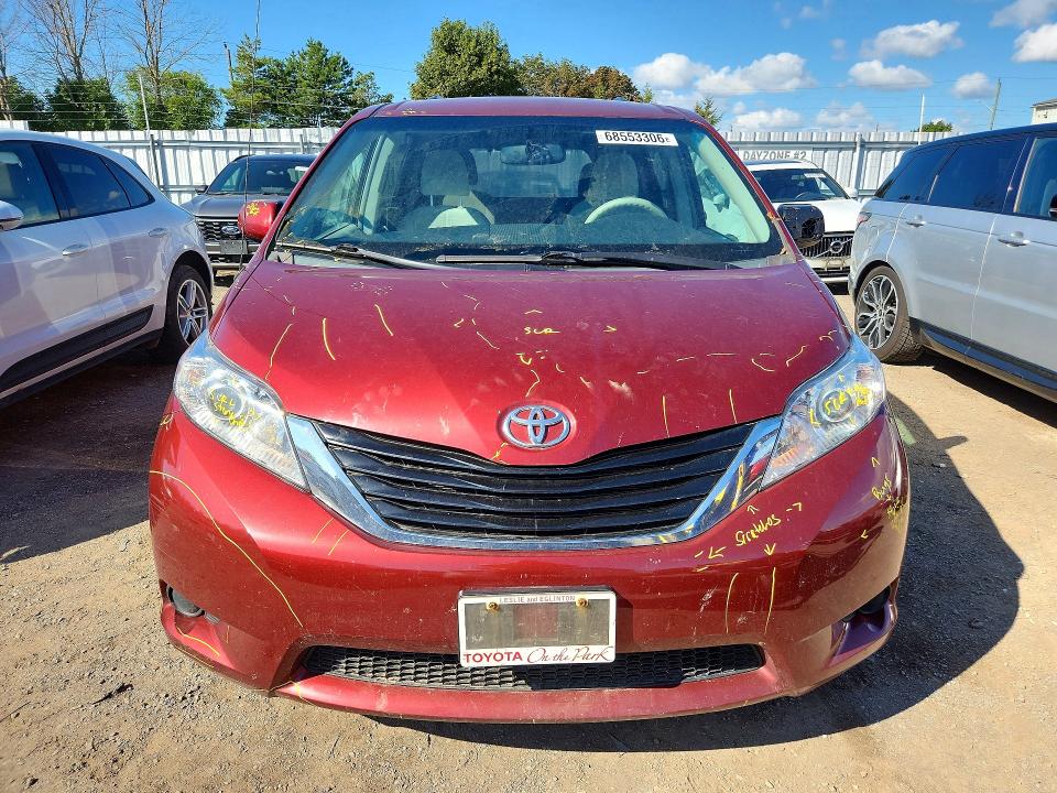 2014 Toyota Sienna მანქანა იყიდება აუქციონზე, vin: 5TDKK3DC9ES488667, აუქციონის ნომერი: 68553306