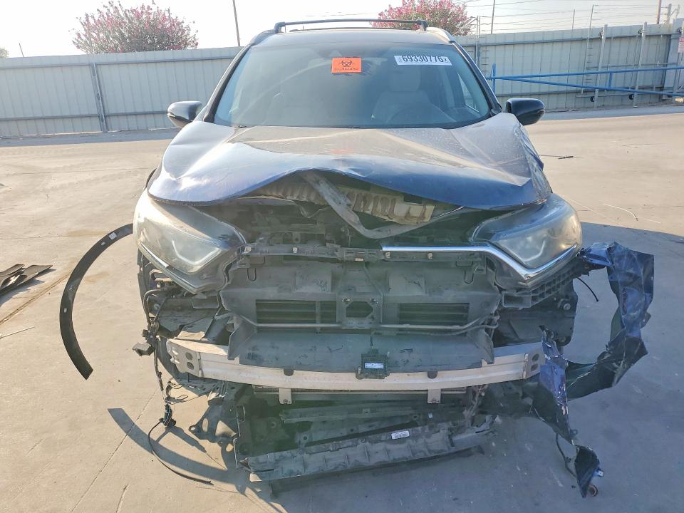 Продаж на аукціоні авто 2018 Honda Cr-v, vin: 2HKRW2H57JH681926, номер лоту: 69330776