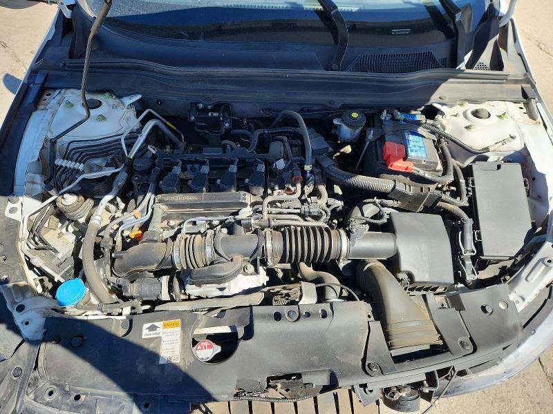 68072736 :رقم المزاد ، 1HGCV1F33NA110002 vin ، 2022 Honda Accord مزاد بيع