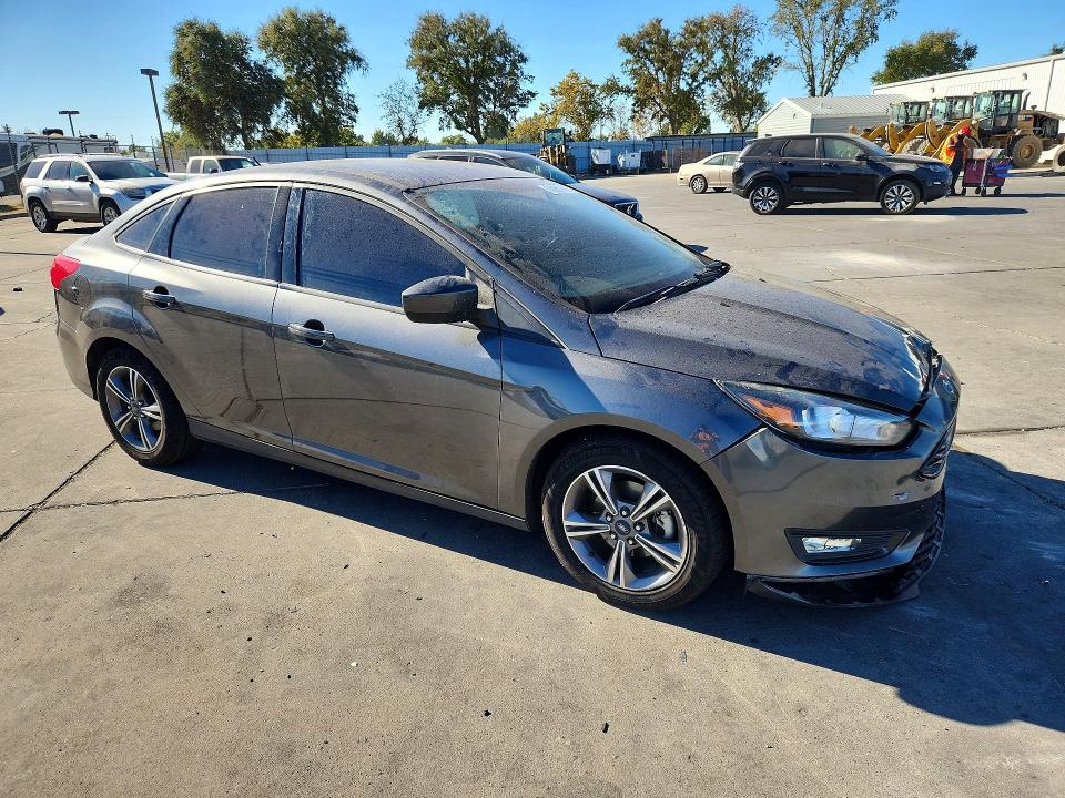 Продажа на аукционе авто 2018 Ford Focus, vin: 1FADP3FE2JL288059, номер лота: 70937816