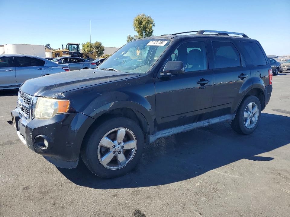 71425766 :رقم المزاد ، 1FMCU0EG6AKD33280 vin ، 2010 Ford Escape مزاد بيع