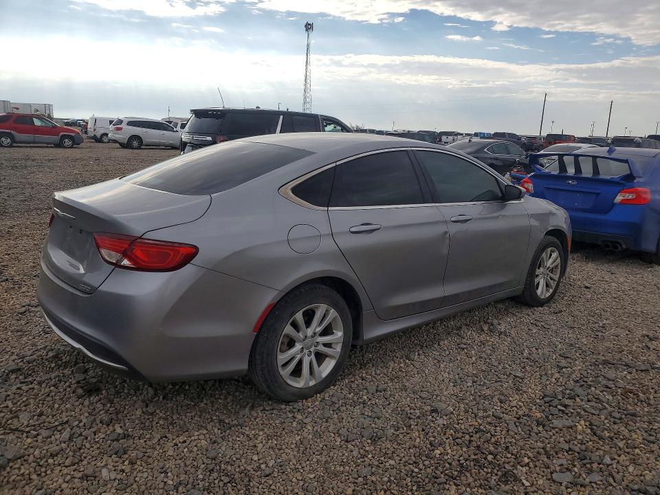 67727036 :رقم المزاد ، 1C3CCCAB2FN541556 vin ، 2015 Chrysler 200 مزاد بيع