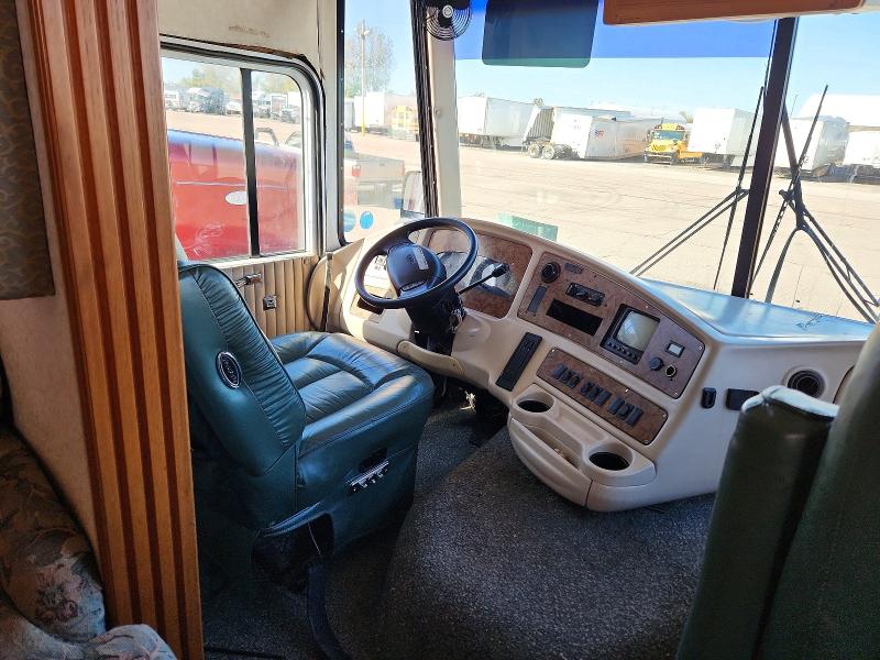 Aukcja sprzedaży 1999 Coachmen Santara, vin: 3FCNF53S0XJA06288, numer aukcji: 69763586