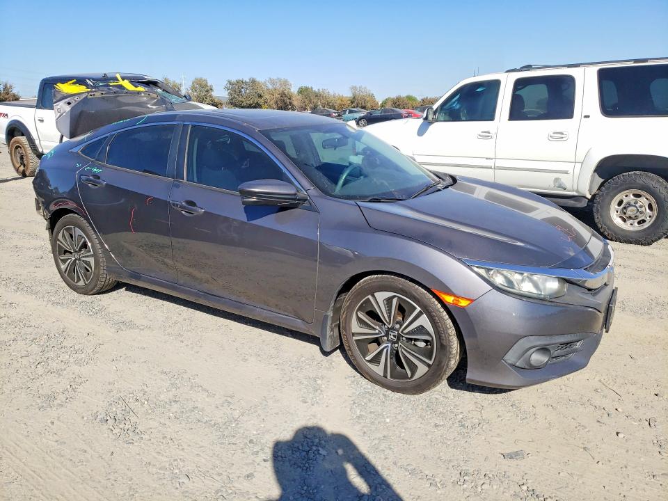 2016 Honda Civic მანქანა იყიდება აუქციონზე, vin: 2HGFC1F32GH654496, აუქციონის ნომერი: 69458286