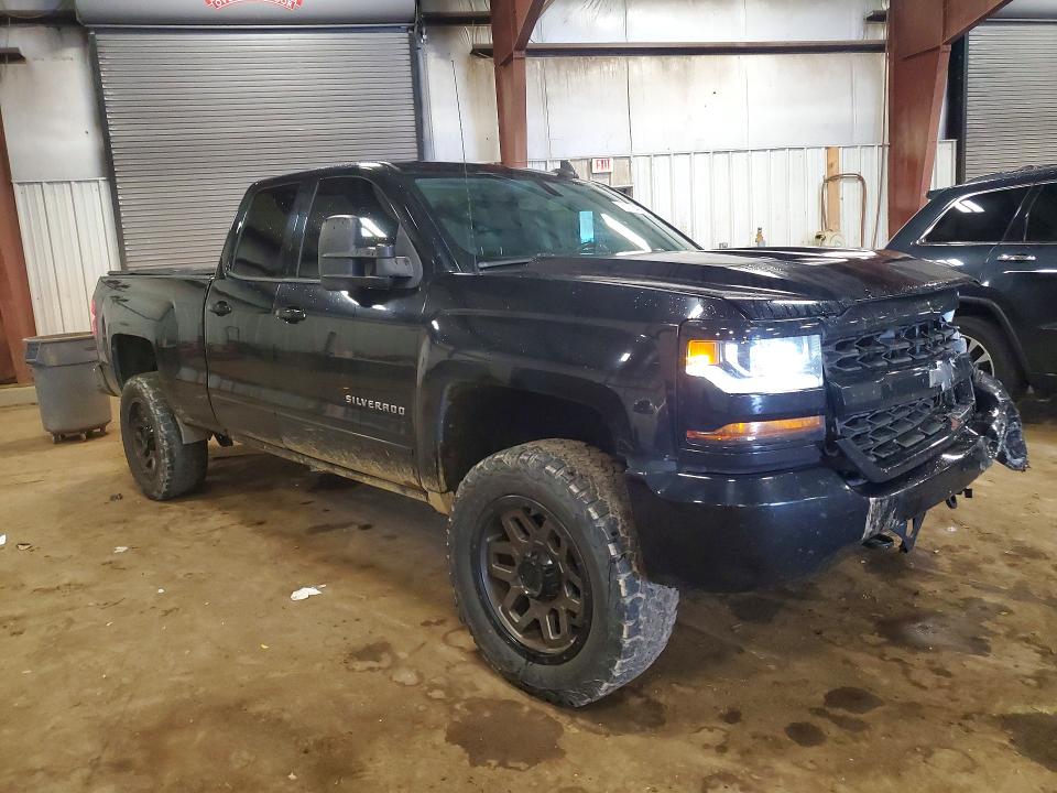 67774066 :رقم المزاد ، 1GCVKREC6JZ307130 vin ، 2018 Chevrolet Silverado مزاد بيع