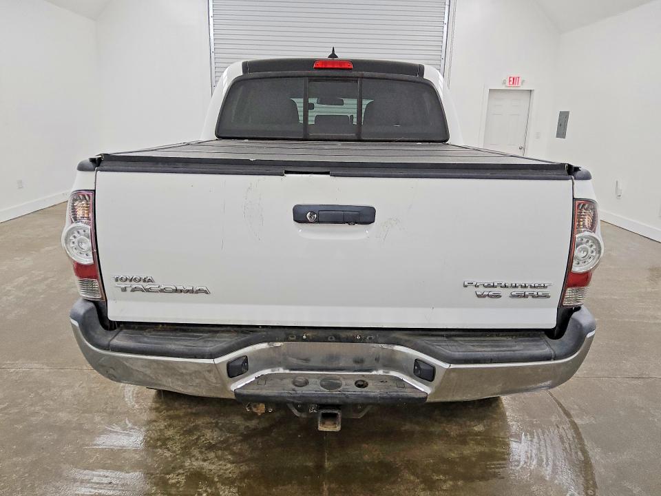 Продажа на аукционе авто 2015 Toyota Tacoma, vin: 5TFJU4GN7FX069706, номер лота: 69557496