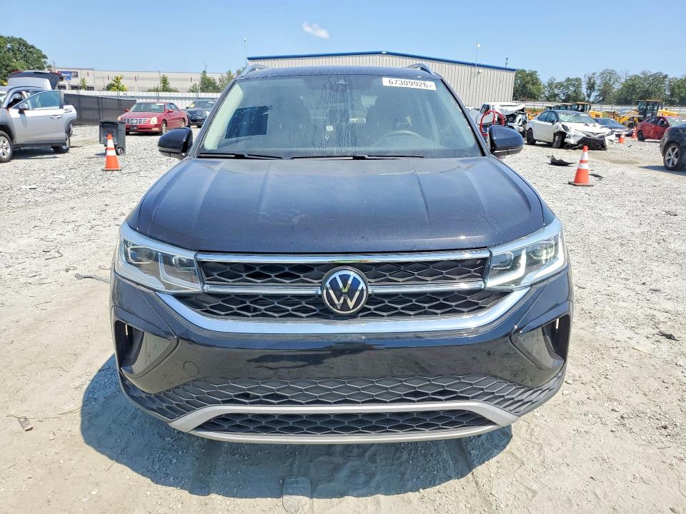 67309926 :رقم المزاد ، 3VV2X7B28PM313348 vin ، 2023 Volkswagen Taos مزاد بيع