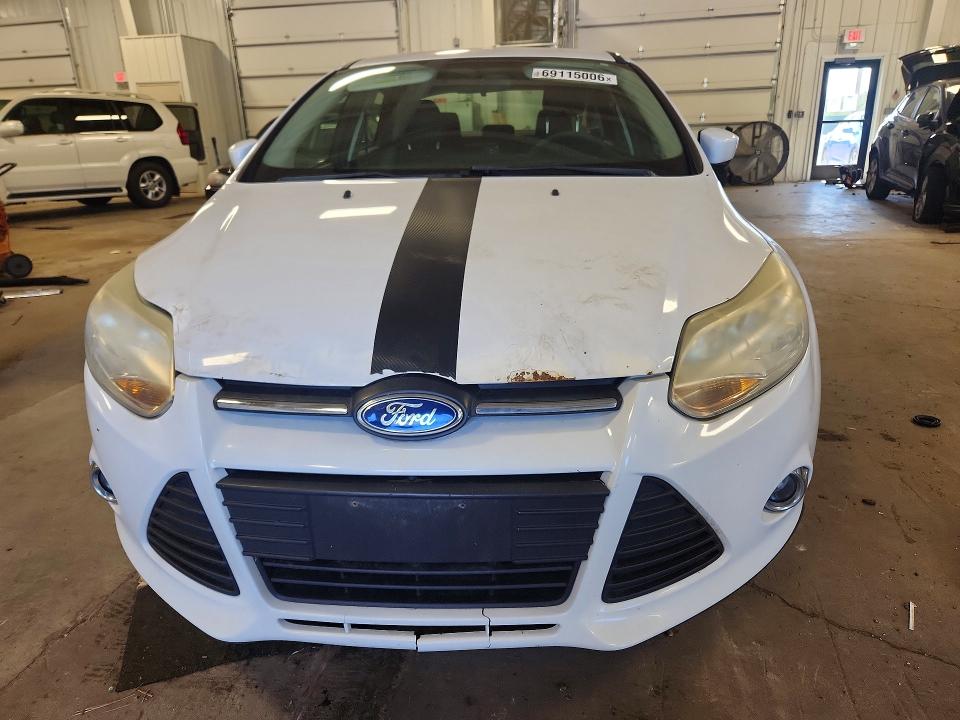 69115006 :رقم المزاد ، 1FAHP3F29CL107808 vin ، 2012 Ford Focus مزاد بيع