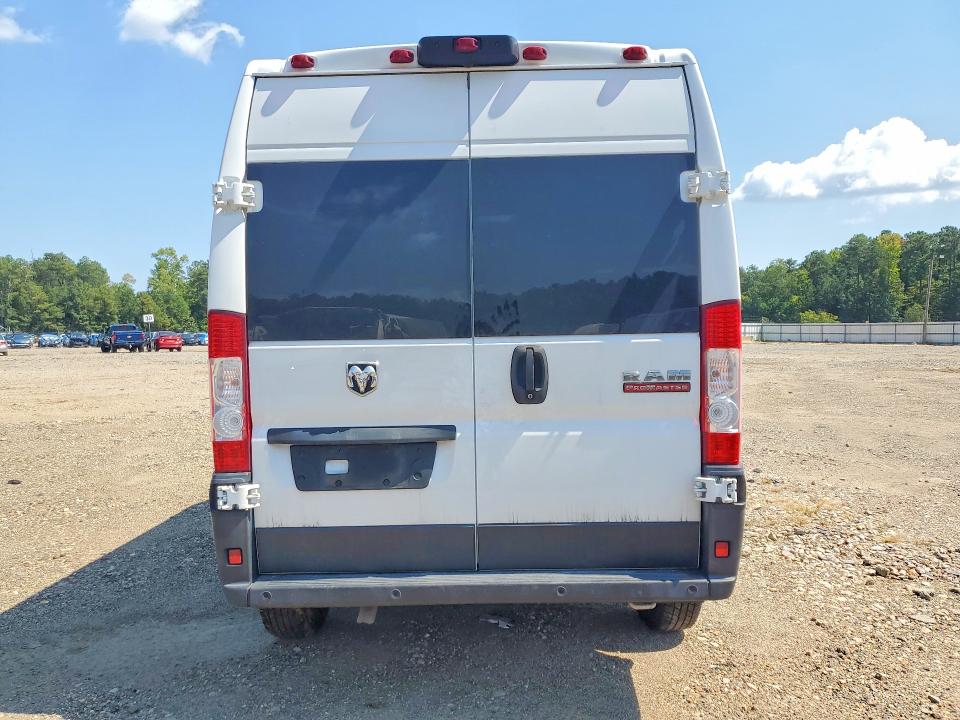 67676736 :رقم المزاد ، 3C6TRVBG6LE130250 vin ، 2020 Ram Promaster 1500 مزاد بيع