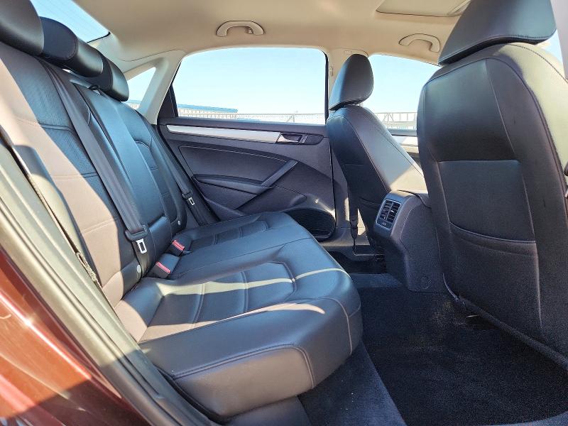 69072626 :رقم المزاد ، 1VWBP7A39DC001414 vin ، 2013 Volkswagen Passat مزاد بيع