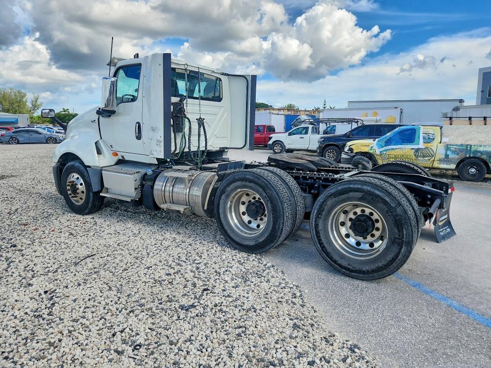 Продаж на аукціоні авто 2023 International Lt625, vin: 3HSDZAPR0PN217722, номер лоту: 70663646
