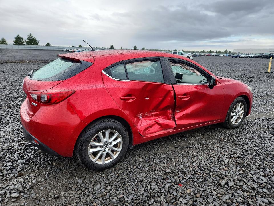 67821696 :رقم المزاد ، JM1BM1L77F1246722 vin ، 2015 Mazda 3 مزاد بيع