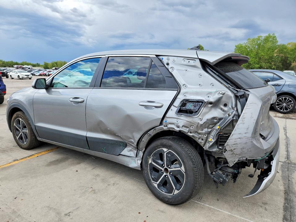 Продажа на аукционе авто 2023 Kia Niro, vin: KNDCP3LE1P5061209, номер лота: 69717356