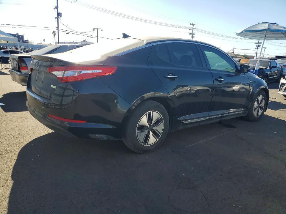 2011 Kia Optima Hybrid მანქანა იყიდება აუქციონზე, vin: KNAGM4AD9B5006202, აუქციონის ნომერი: 70507536