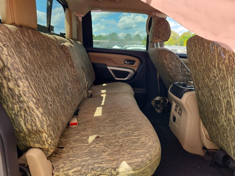 67534826 :رقم المزاد ، 1N6BA1F45GN500350 vin ، 2016 Nissan Titan Xd مزاد بيع