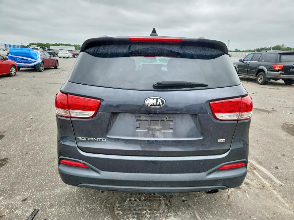 2016 Kia Sorento მანქანა იყიდება აუქციონზე, vin: 5XYPG4A39GG018561, აუქციონის ნომერი: 69803886