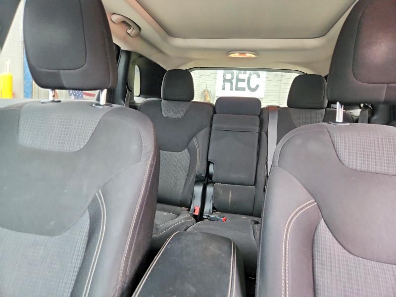 68417086 :رقم المزاد ، 1C4PJMCB7FW675379 vin ، 2015 Jeep Cherokee مزاد بيع