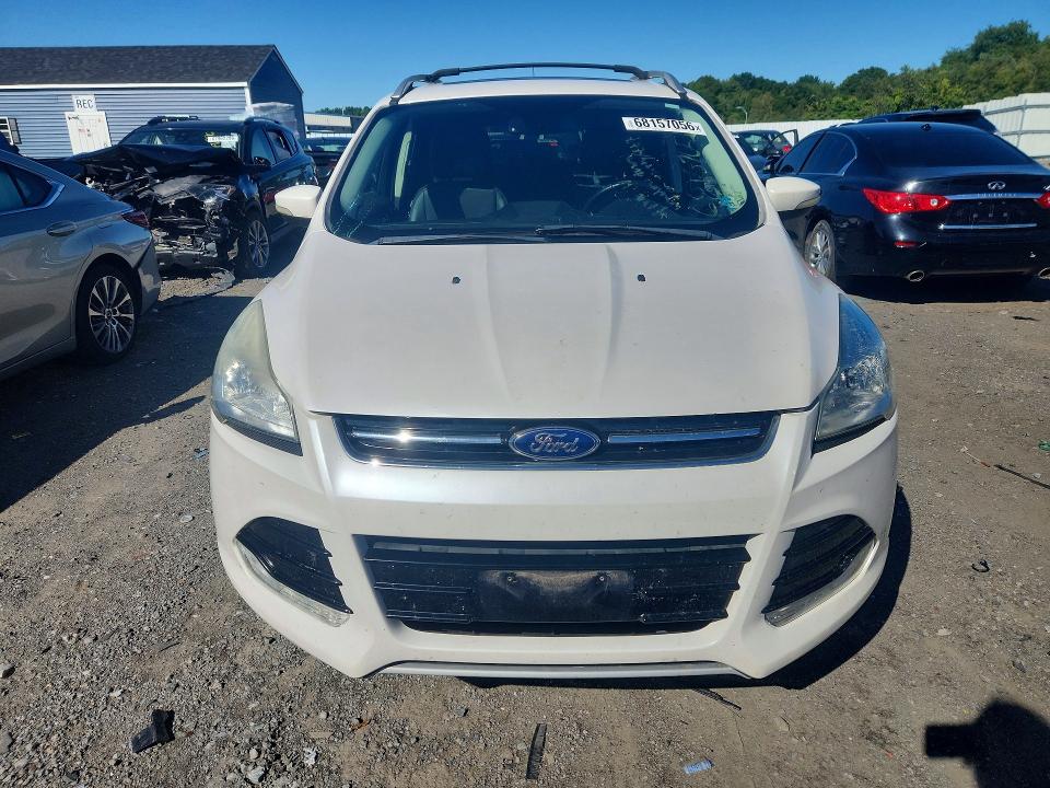 68157056 :رقم المزاد ، 1FMCU9JX4GUC04669 vin ، 2016 Ford Escape مزاد بيع
