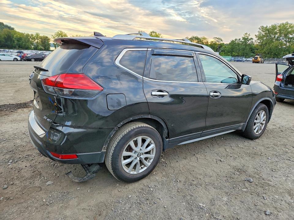 68065716 :رقم المزاد ، JN8AT2MV7HW280171 vin ، 2017 Nissan Rogue مزاد بيع