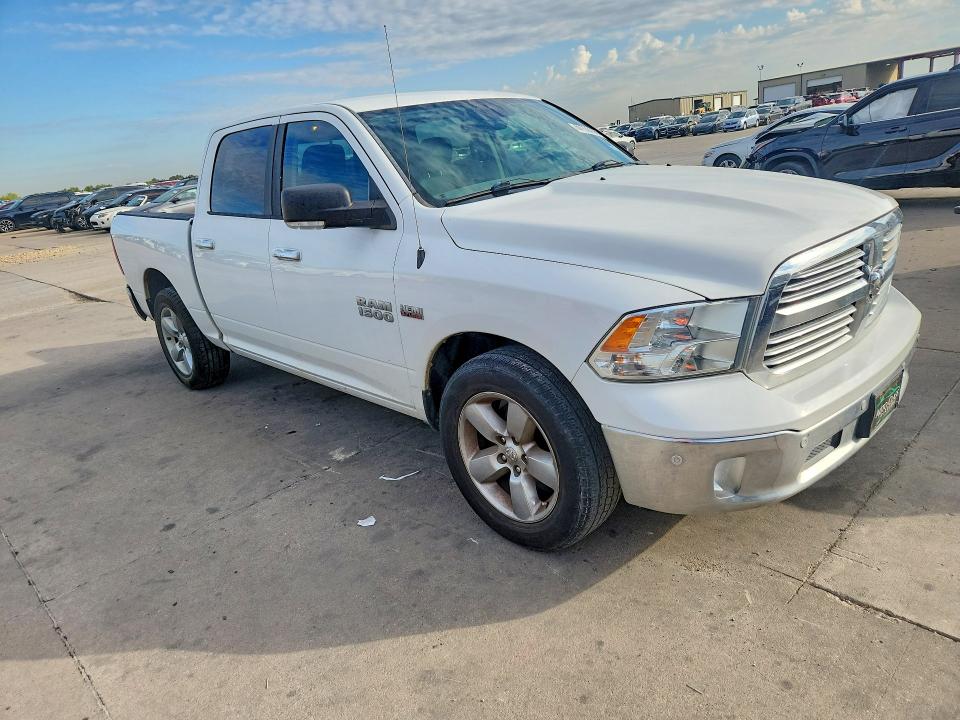 67733006 :رقم المزاد ، 1C6RR6LT5GS189658 vin ، 2016 Ram 1500 مزاد بيع