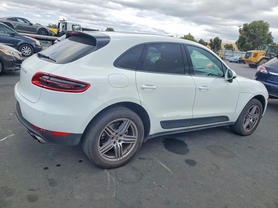 Aukcja sprzedaży 2015 Porsche Macan, vin: WP1AB2A52FLB66904, numer aukcji: 67869246