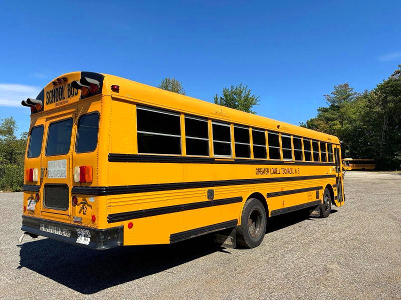 68627486 :رقم المزاد ، 1T88P9E14F1278356 vin ، 2015 Thomas School Bus مزاد بيع