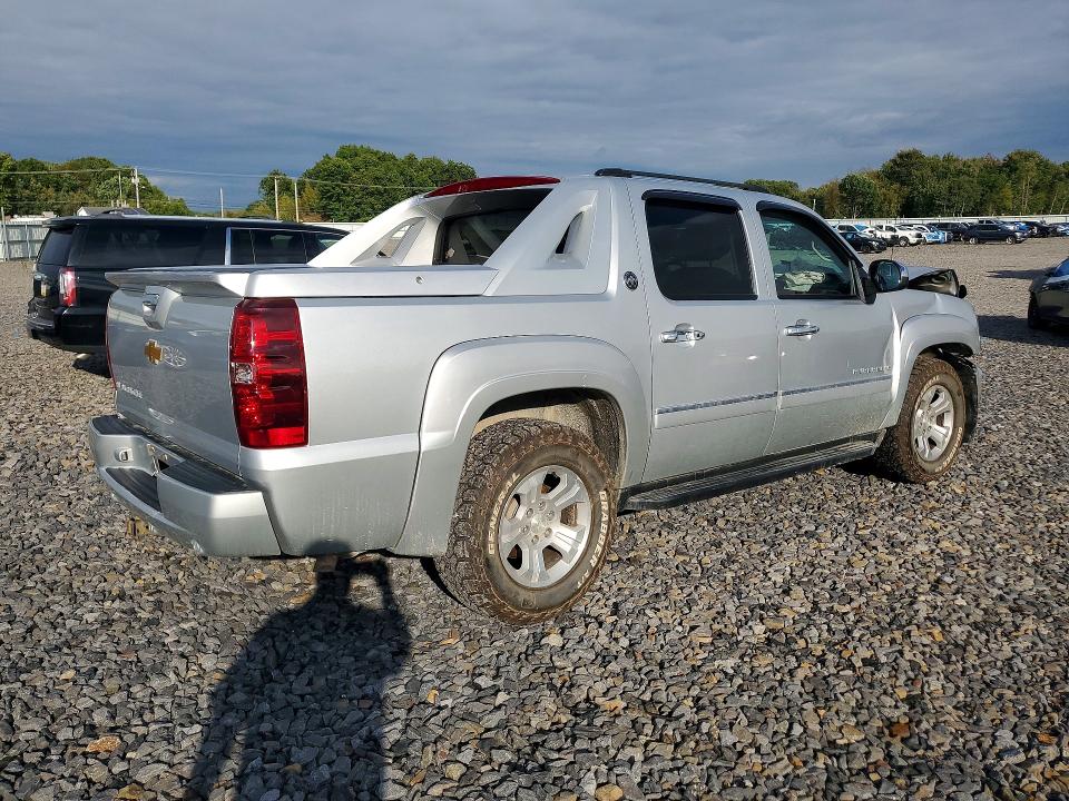 70233506 :رقم المزاد ، 3GNTKGE71DG358707 vin ، 2013 Chevrolet Avalanche مزاد بيع