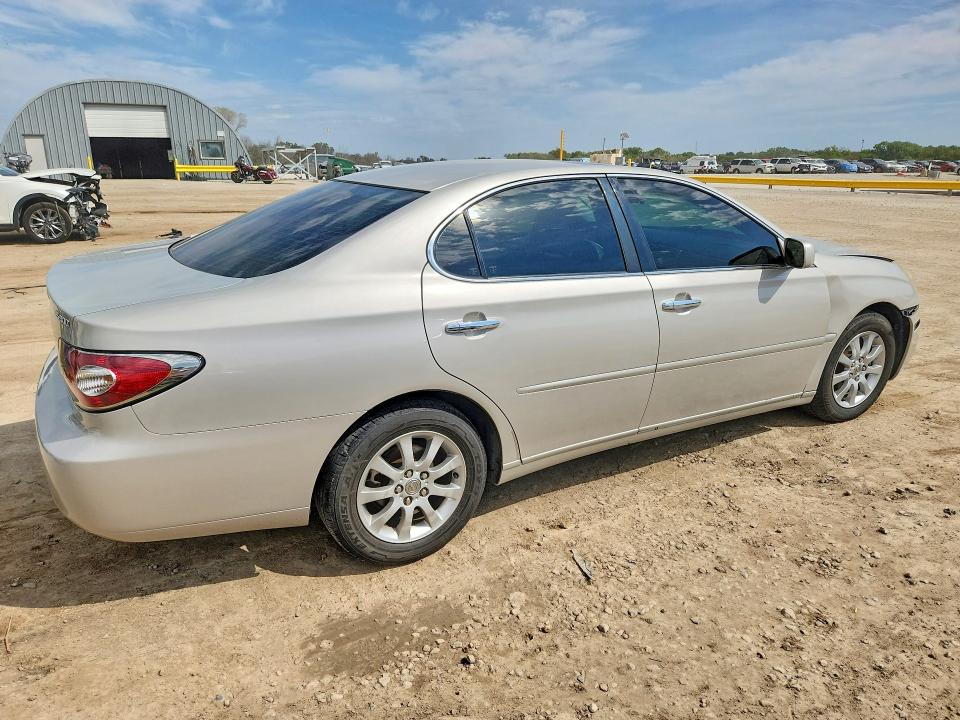 68622816 :رقم المزاد ، JTHBF30G925000766         vin ، 2002 Lexus Es مزاد بيع