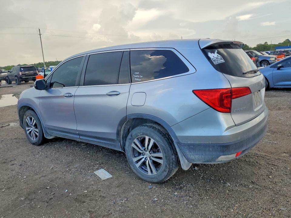 68852646 :رقم المزاد ، 5FNYF5H58JB000670 vin ، 2018 Honda Pilot مزاد بيع