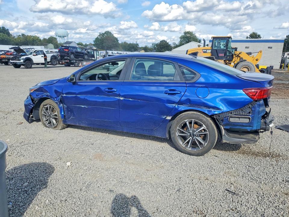 2022 Kia Forte მანქანა იყიდება აუქციონზე, vin: 3KPF24AD4NE459060, აუქციონის ნომერი: 71059516