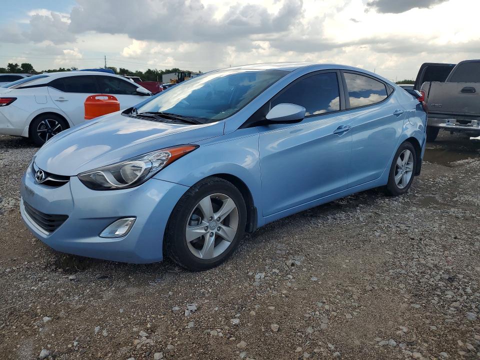 68248156 :رقم المزاد ، KMHDH4AE4DU666235 vin ، 2013 Hyundai Elantra مزاد بيع
