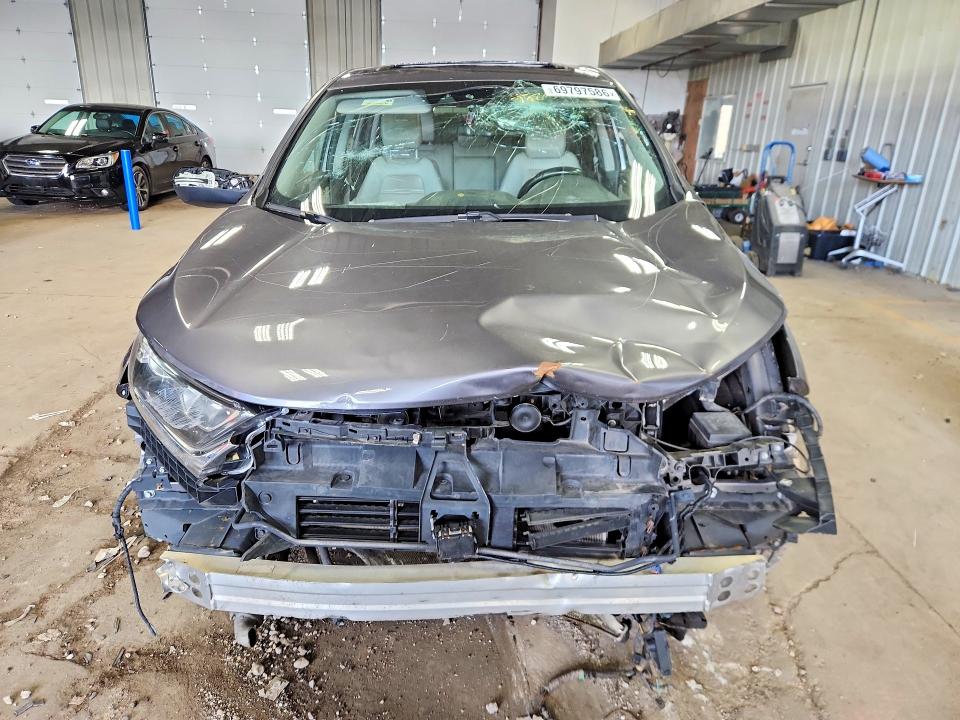 69797586 :رقم المزاد ، 7FARW2H84KE009336 vin ، 2019 Honda Cr-v مزاد بيع