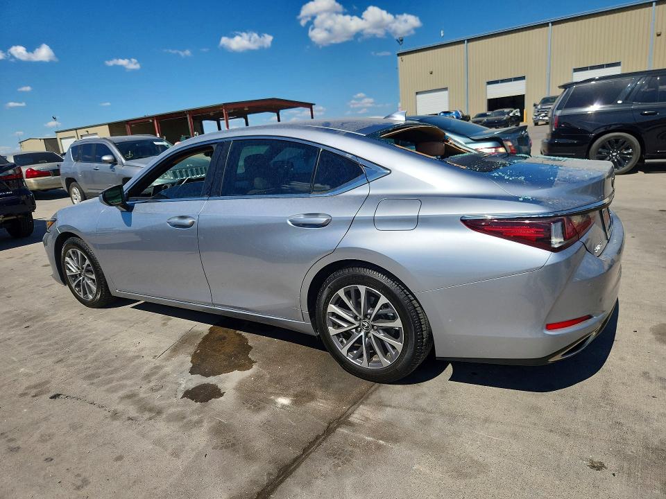 Продажа на аукционе авто 2022 Lexus Es 350, vin: 58ADZ1B1XNU130990, номер лота: 67526706