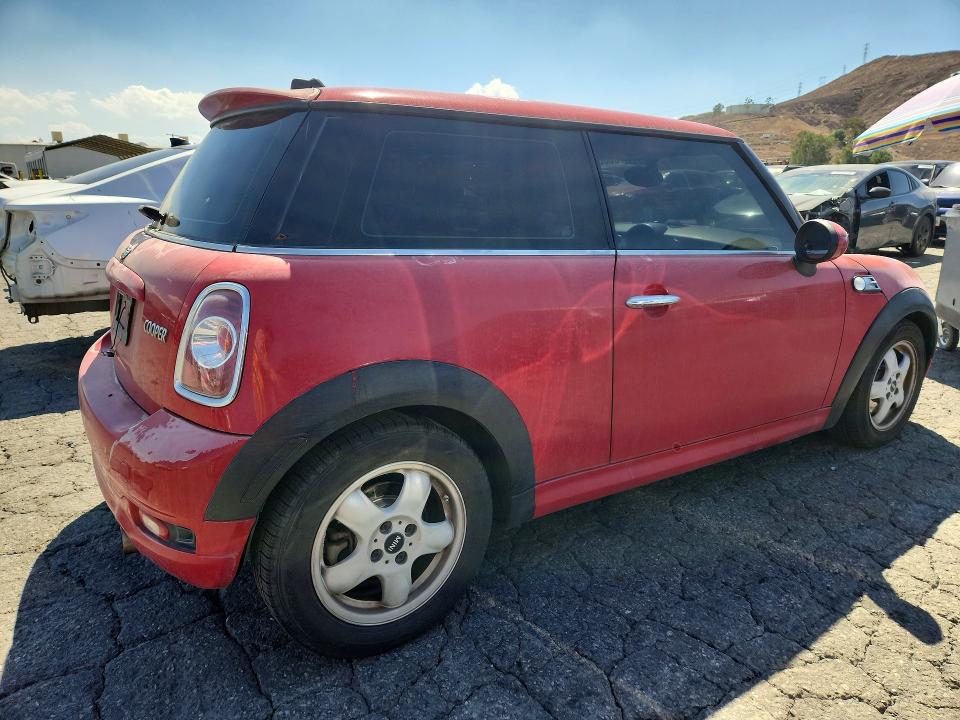 70608286 :رقم المزاد ، WMWSU3C53BT091186 vin ، 2011 Mini Cooper مزاد بيع