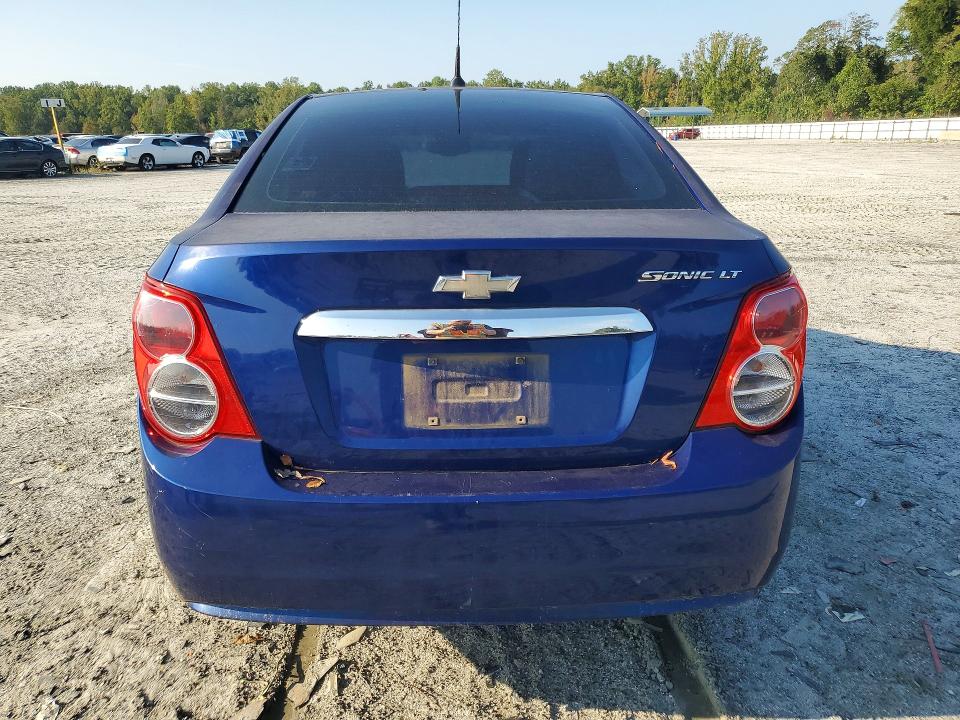 69819726 :رقم المزاد ، 1G1JD5SH0D4215958 vin ، 2013 Chevrolet Sonic مزاد بيع