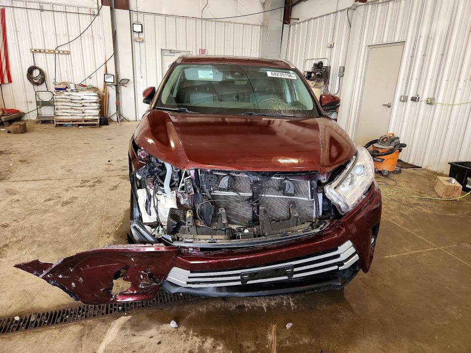 Продажа на аукционе авто 2019 Toyota Highlander Hybrid, vin: 5TDJGRFH1KS063612, номер лота: 68239196