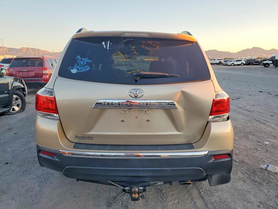 Продаж на аукціоні авто 2013 Toyota Highlander, vin: 5TDZK3EHXDS129934, номер лоту: 69743146